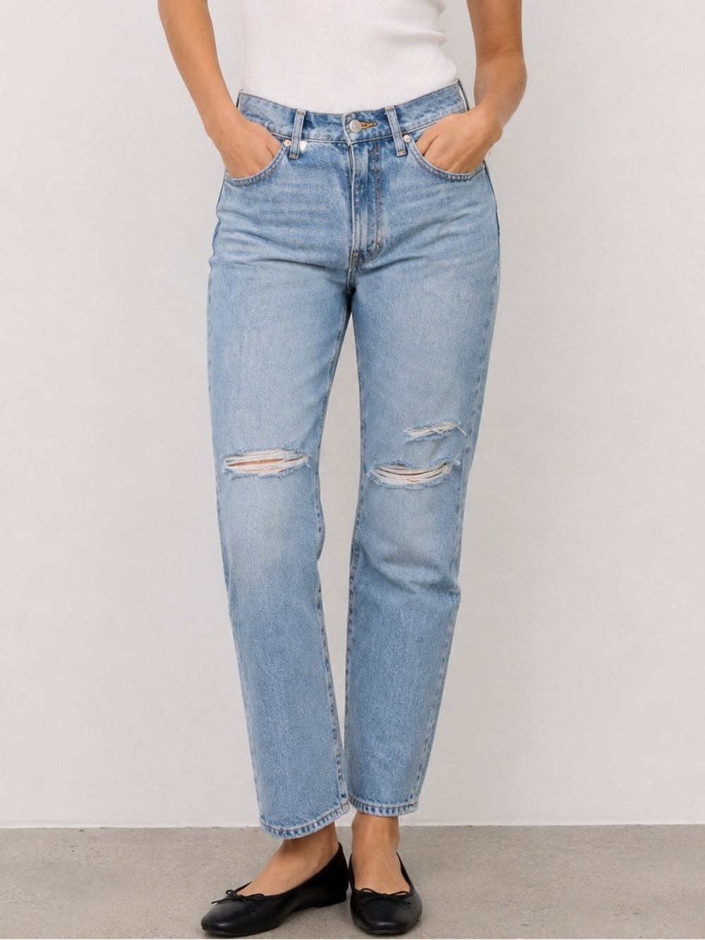 Madewell The Perfect Vintage Straight Leg Light Blue Distressed Jeans size 26T